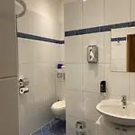 Готель Zwei Mohren 3*