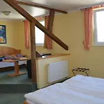 Hotel Zwei Mohren 3*