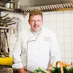 Zwei Mohren Готель 3*