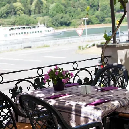 Zwei Mohren Hotell 3*